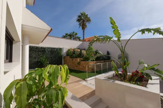 Villa Olivia Especial — Villa en venta en Ciudad Quesada, Costa Blanca — miniatura 7