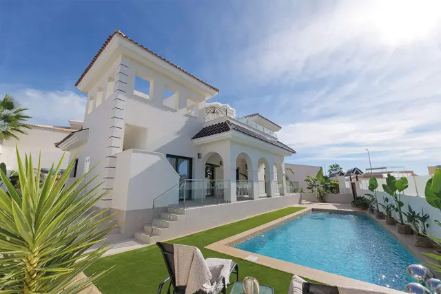 Villa Olivia Especial — Villa en venta en Ciudad Quesada, Costa Blanca — miniatura 11