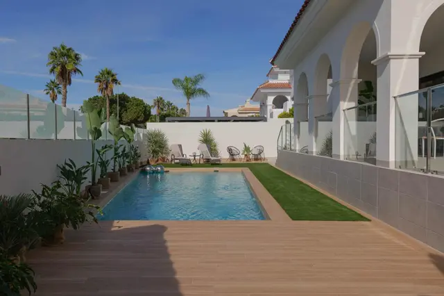 Villa Olivia Especial — Villa en venta en Ciudad Quesada, Costa Blanca — miniatura 13