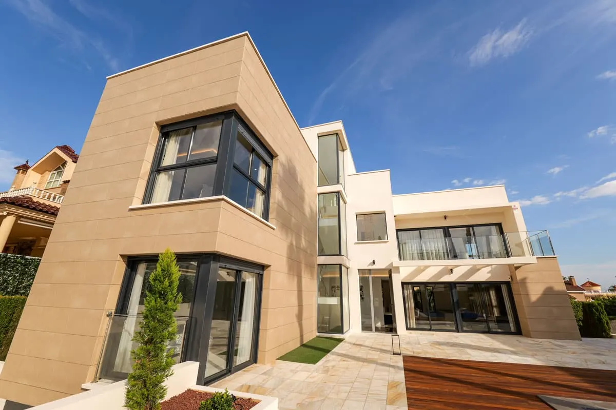 Villa F16 — Villa en venta en Torrevieja, Costa Blanca — foto 2