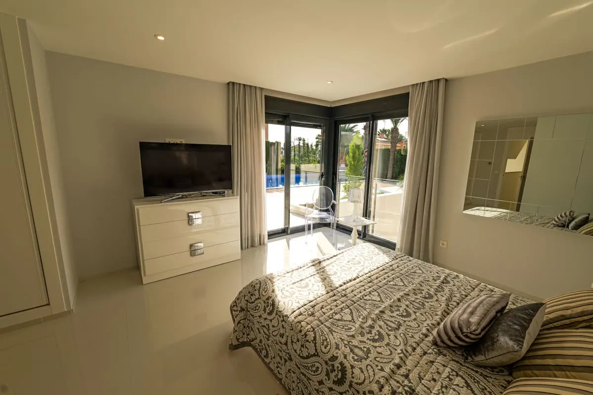 Villa F16 — Villa en venta en Torrevieja, Costa Blanca — foto 16